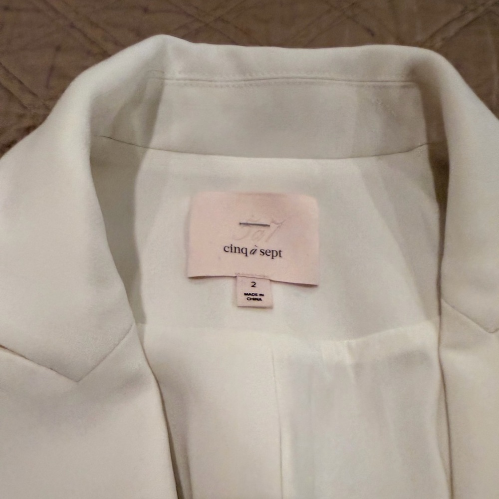 cinq a sept Cream Ruffle Sleeve Blazer - Picture 8 of 11